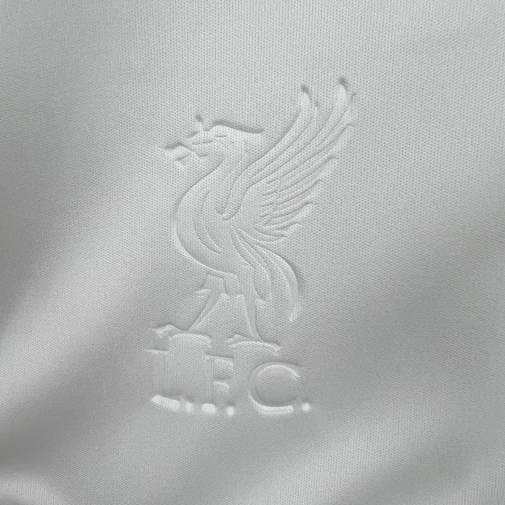 Liverpool 2006/2007 Away Retro Jersey