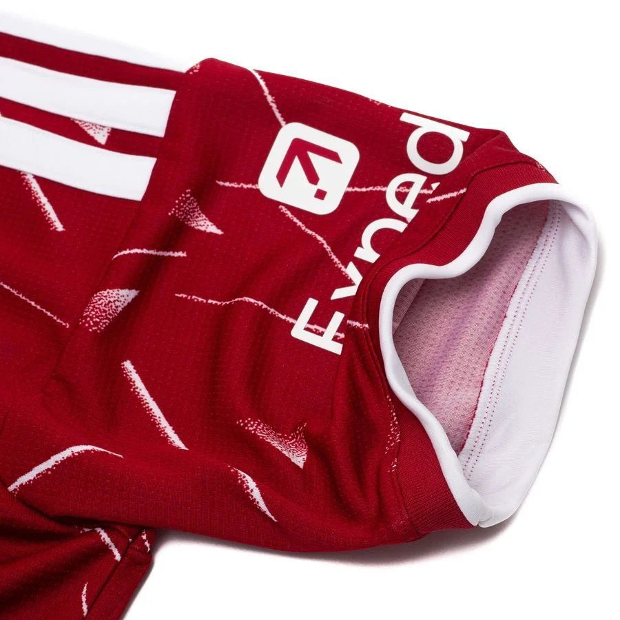 Liverpool 2026/2027 Home Jersey Women Size