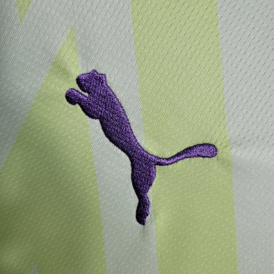 Manchester City 2023/2024 Goalkeeper Jersey