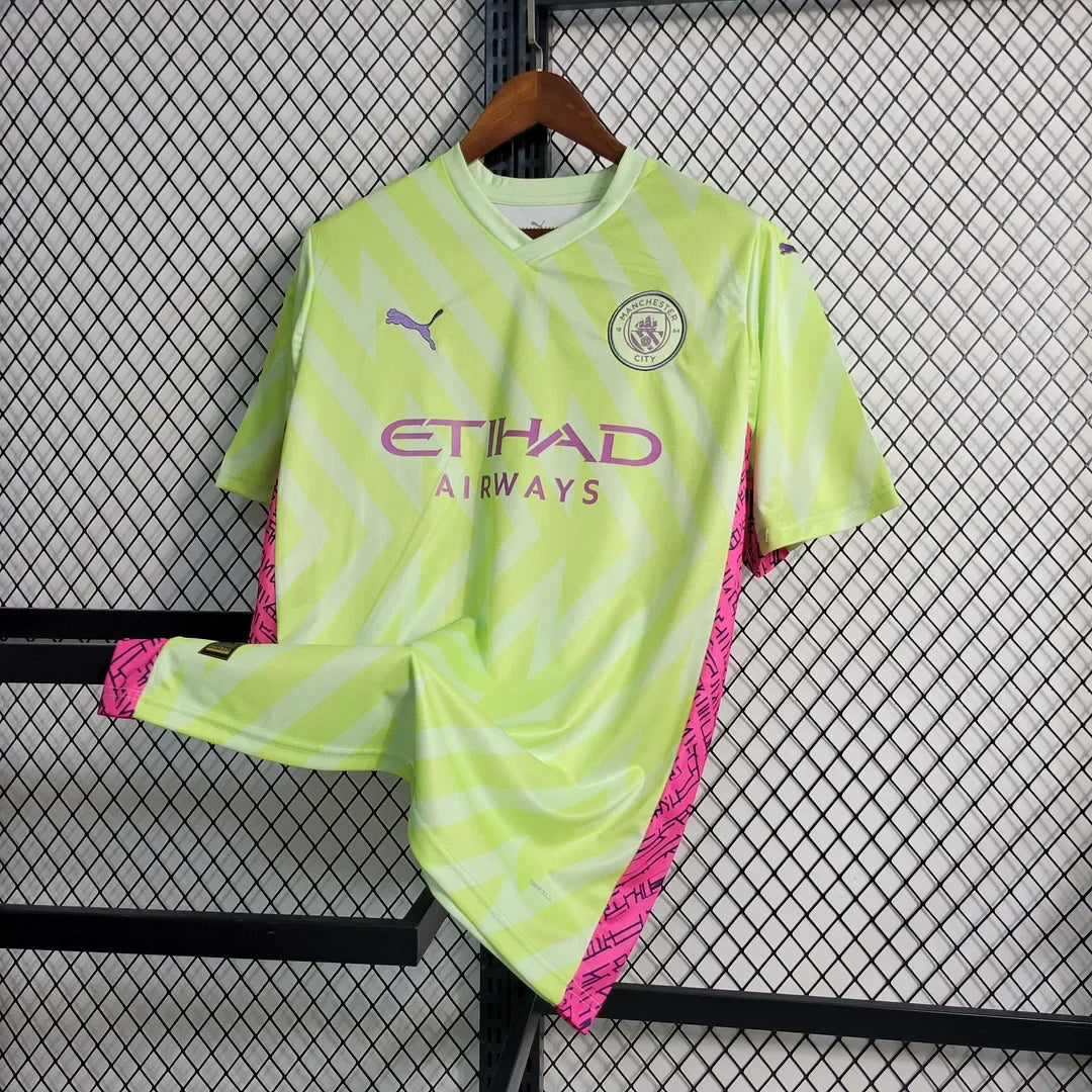Manchester City 2023/2024 Goalkeeper Jersey