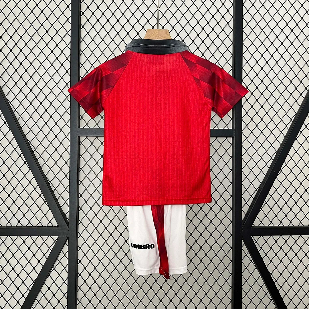 Manchester United 1996/1998 Home Retro Jersey Kids Size