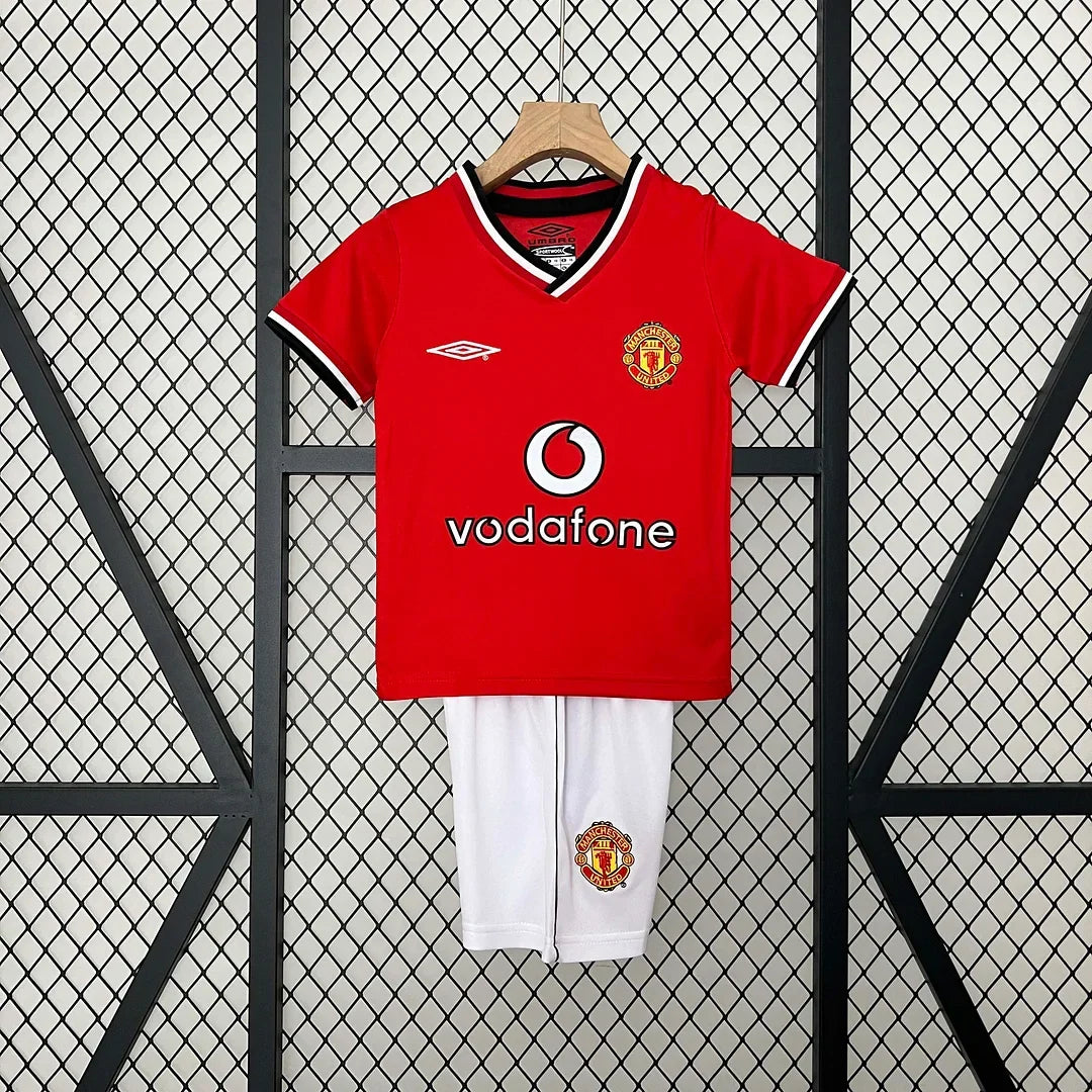 Manchester United 2000/2002 Home Retro Jersey Kids Size