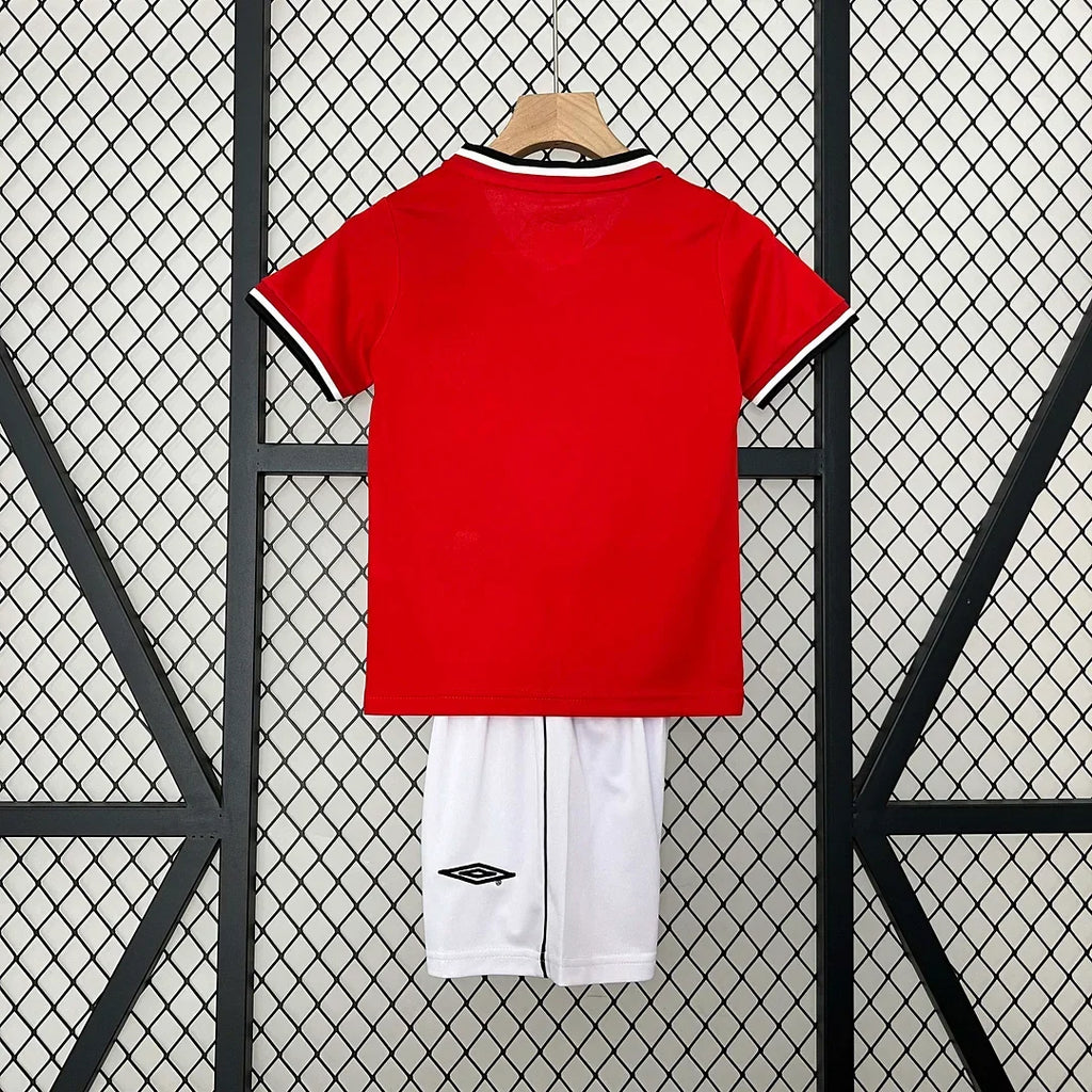 Manchester United 2000/2002 Home Retro Jersey Kids Size