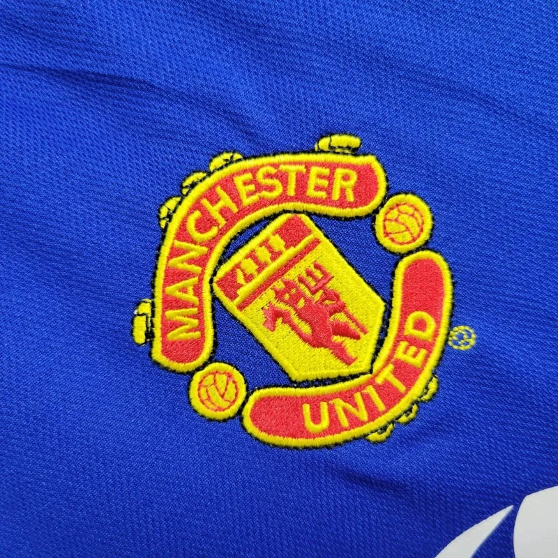 Manchester United 2005/2006 Away Retro Jersey