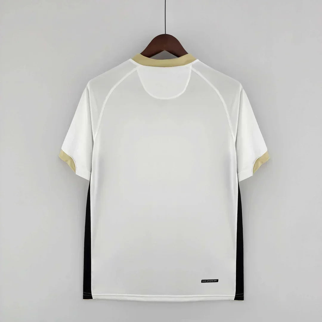 Manchester United 2006/2007 Away Retro Jersey