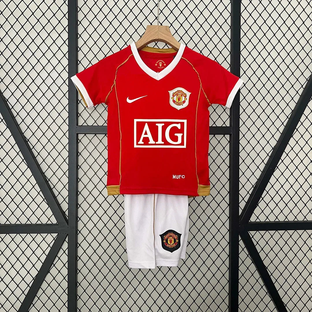Manchester United 2006/2007 Home Jersey Kids Size