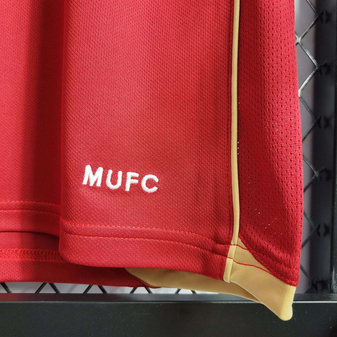 Manchester United 2006/2007 Home Retro Jersey