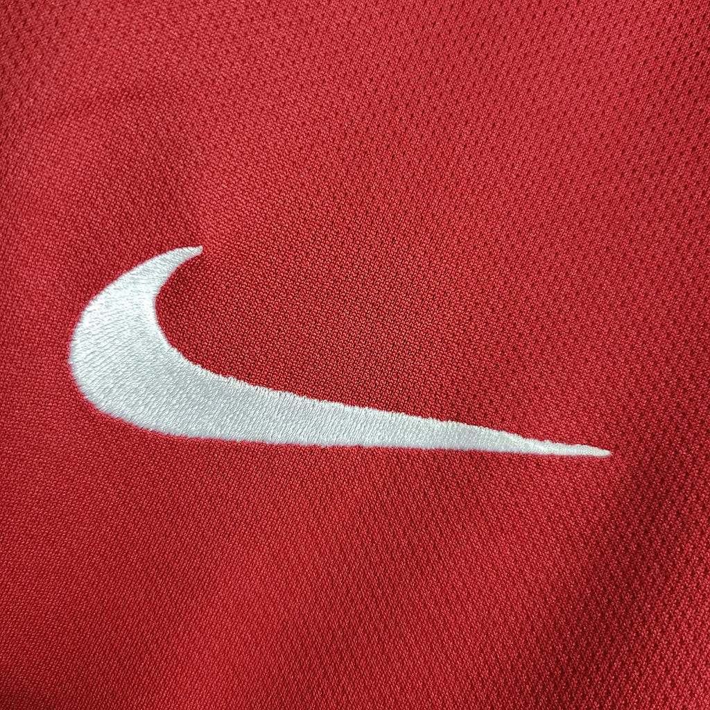 Manchester United 2006/2007 Home Retro Jersey