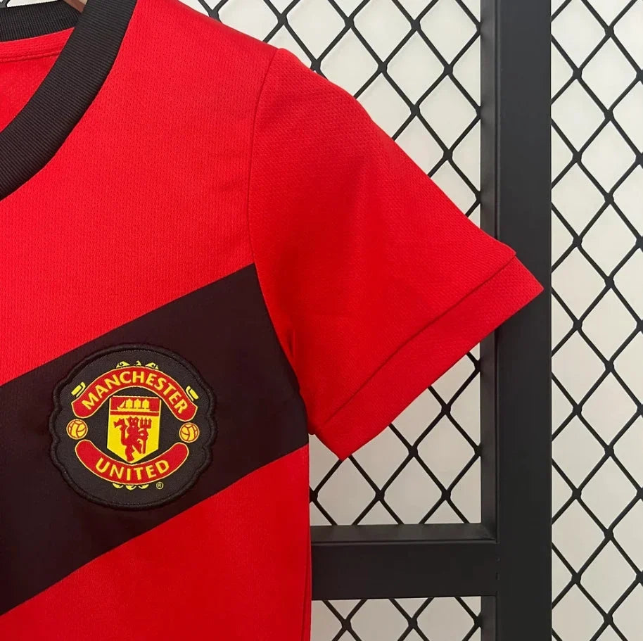 Manchester United 2009/2010 Home Retro Jersey Kids Size