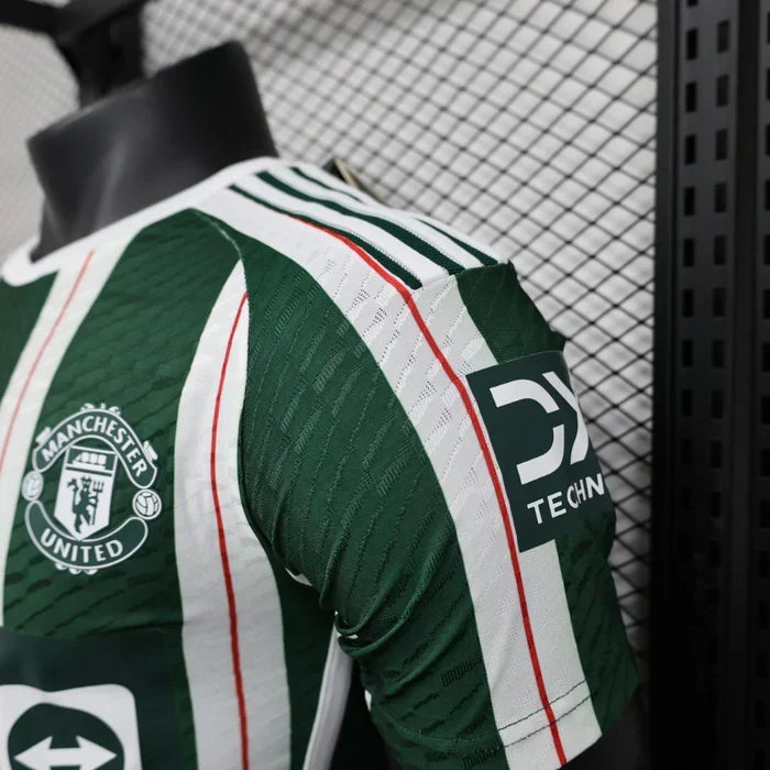 Manchester United 2023/2024 Away Jersey