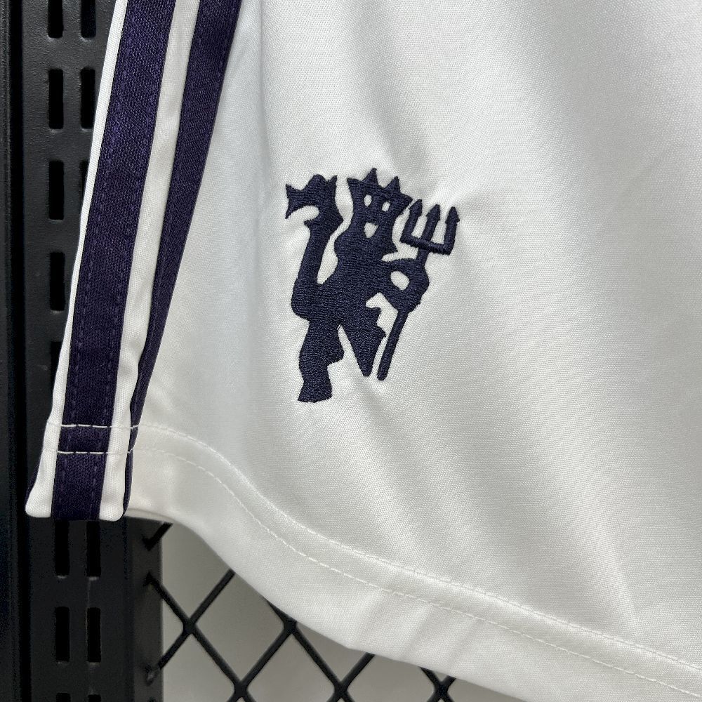 Manchester United 2025/2026 Away Shorts