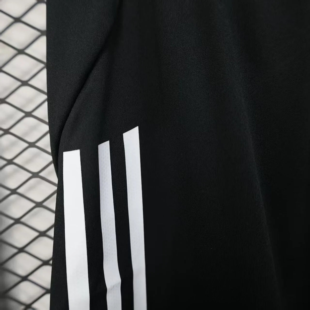 Manchester United 2025/2026 Home Shorts