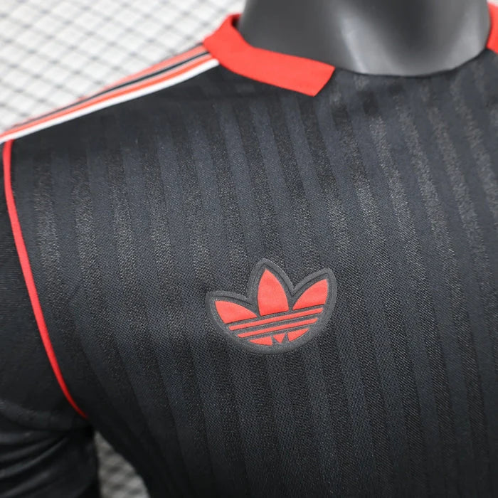 Manchester United 2025/2026 Limited Jersey