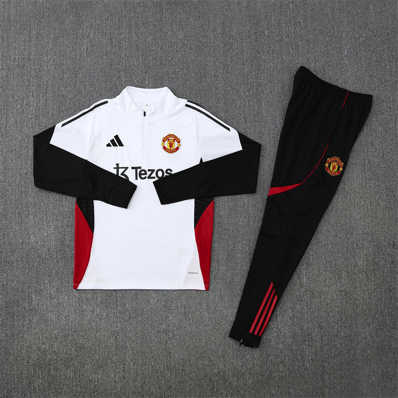 Manchester United 2025/2026 White Tracksuit