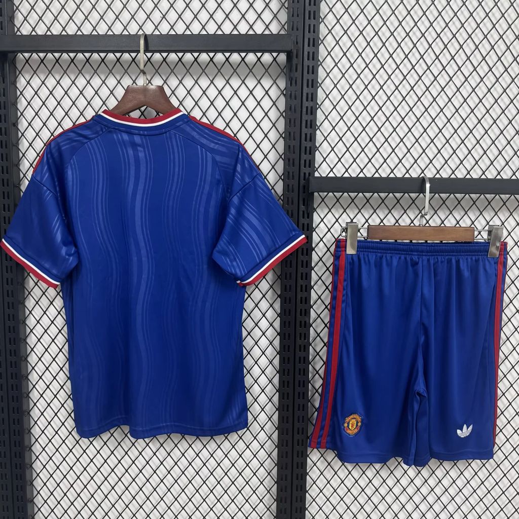 Manchester United 2026/2027 Away Kids Jersey Kit