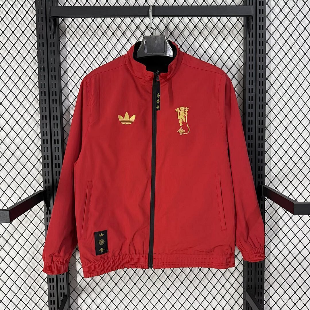 Manchester United 2026/2027 Reversible Windbreaker Jacket