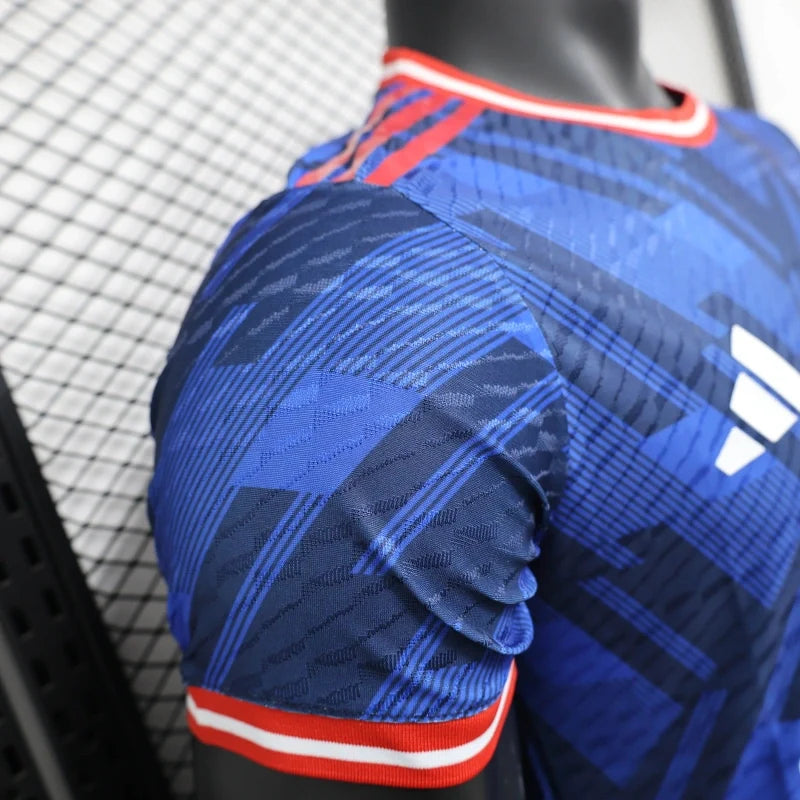 Manchester United Electric Royal Limited Jersey