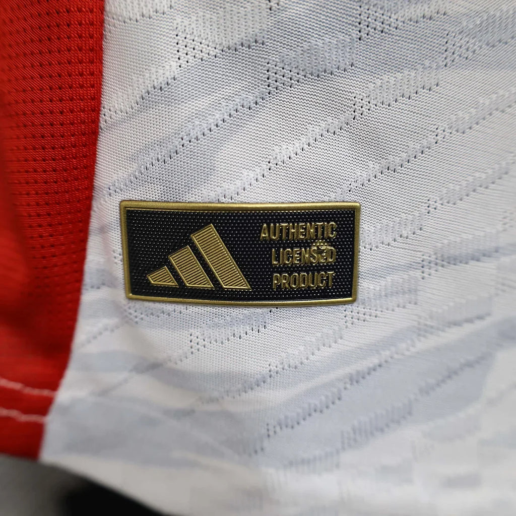 Manchester United Iron Crest Limited Jersey