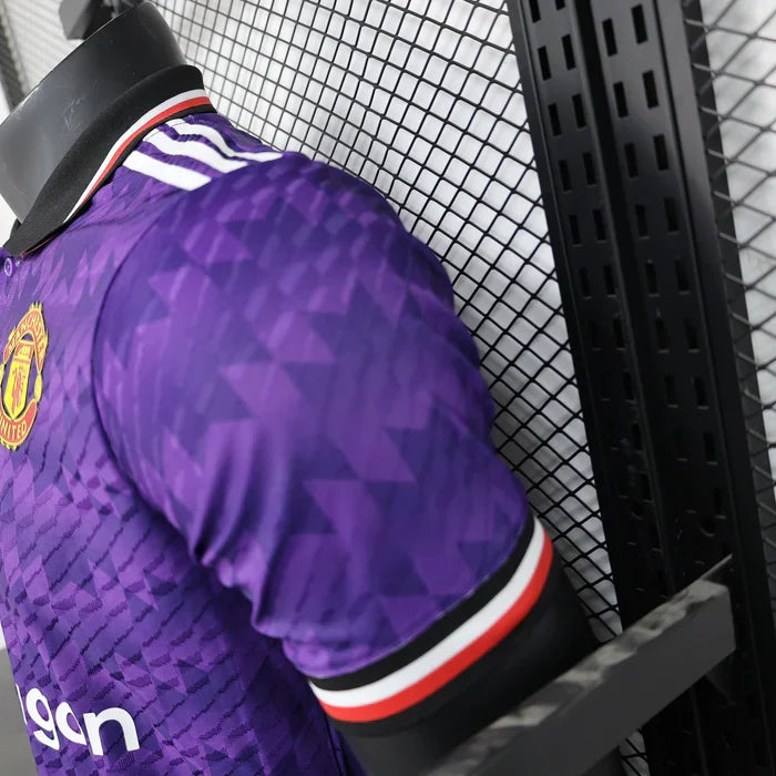 Manchester United Midnight Essence Limited Jersey