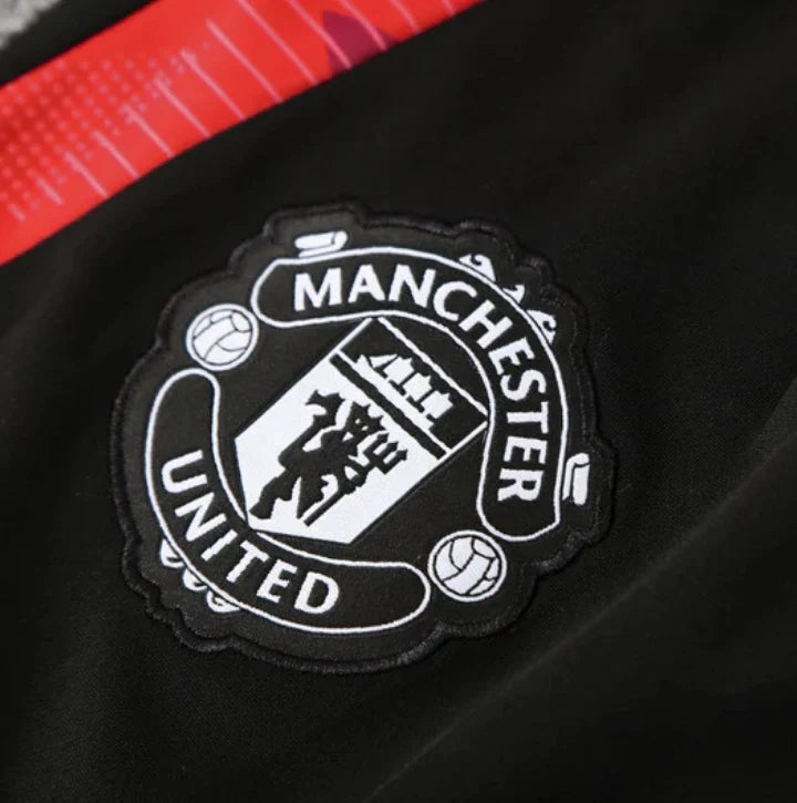 Manchester United Noir Eclipse Tracksuit