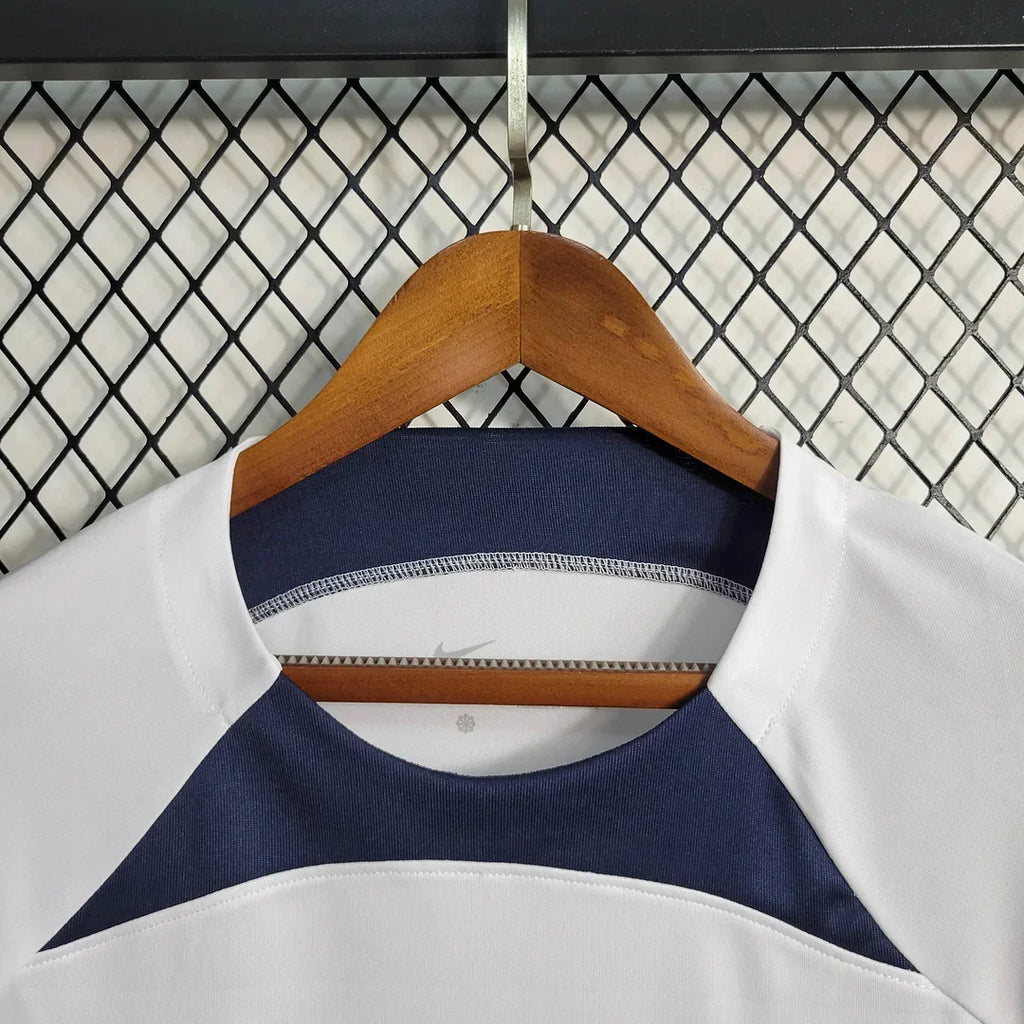 Paris 2023/2024 Training Wear