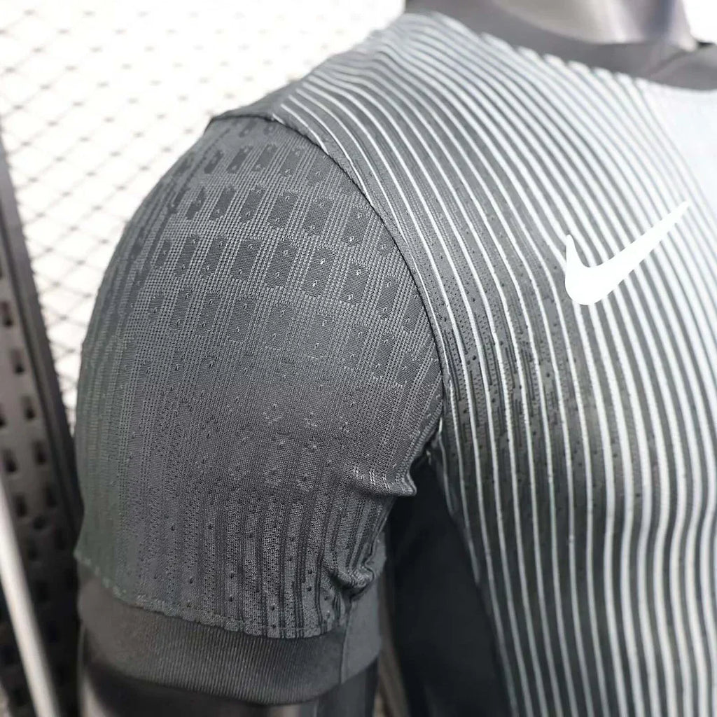 PSG 2025/2026 Goalkeeper Kit
