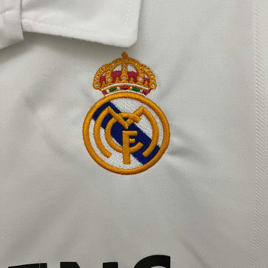 Real Madrid 2002/2003 Home Retro Jersey