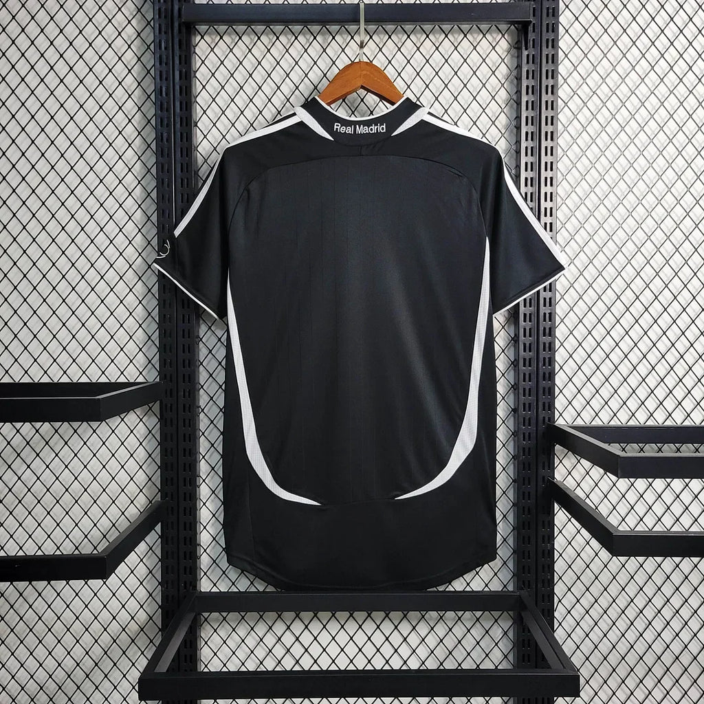 Real Madrid 2006/2007 Away Retro Jersey