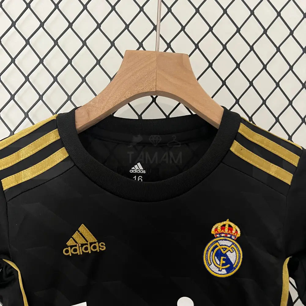 Real Madrid 2011/2012 Away Jersey Kids Size