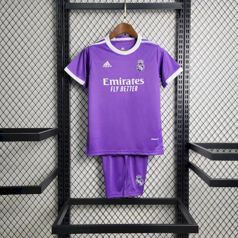 Real Madrid 2016/2017 Away Kit Kids Size
