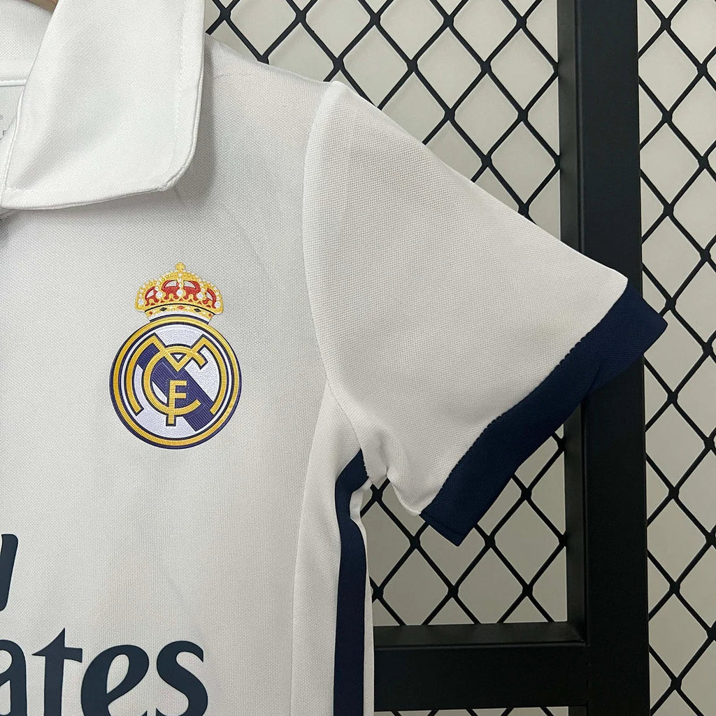 Real Madrid 2016/2017 Home Retro Kit Kids Size