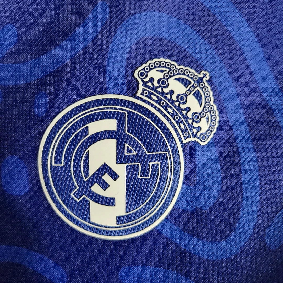 Real Madrid 2021/2022 Away Jersey