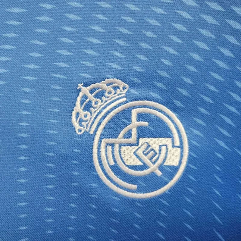 Real Madrid 2025/2026 Goalkeeper Kit