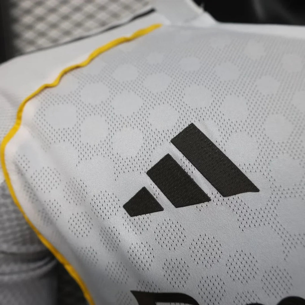 Real Madrid 2025/2026 Home Long Sleeve Jersey