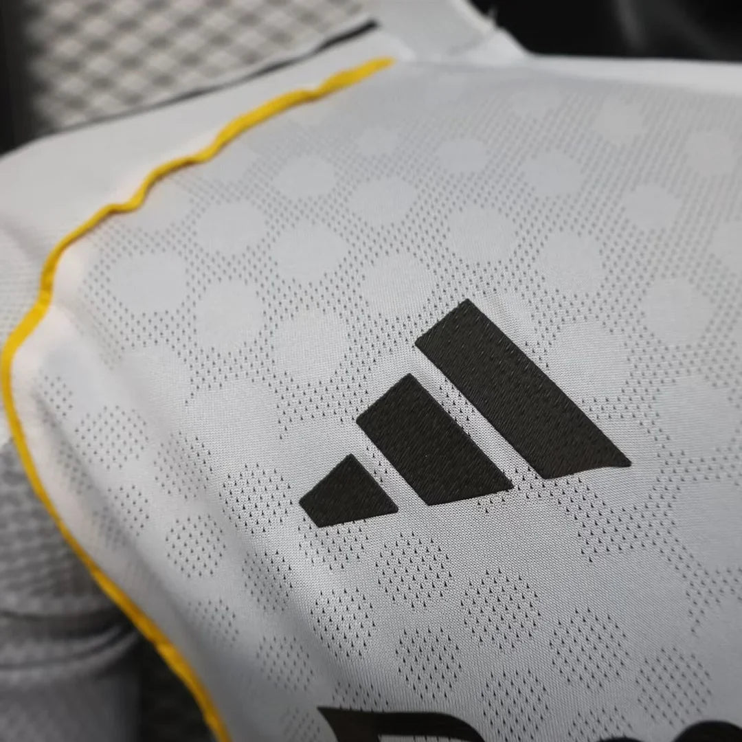 Real Madrid 2025/2026 Home Long Sleeve Jersey