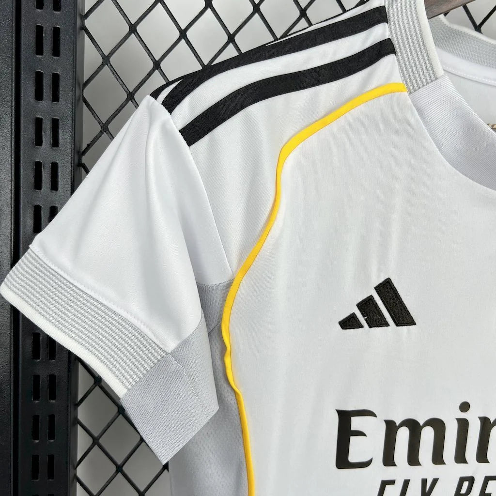 Real Madrid 2025/2026 Home Women Jersey