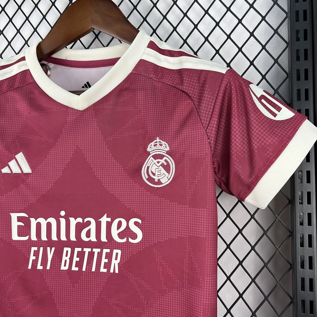 Real Madrid 2026/2027 Away Kids Kit