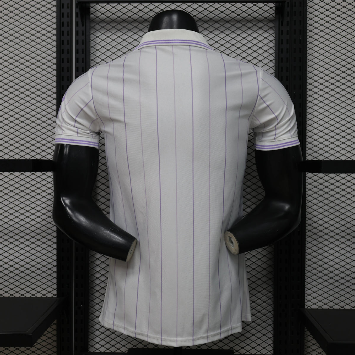 Real Madrid 2026/2027 Retro Limited Jersey