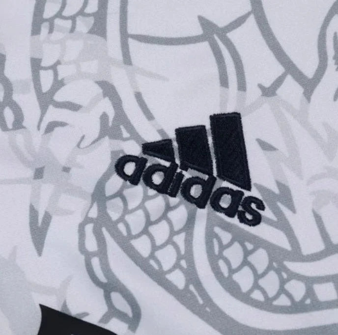 Real Madrid Dragón Blanco Tracksuit