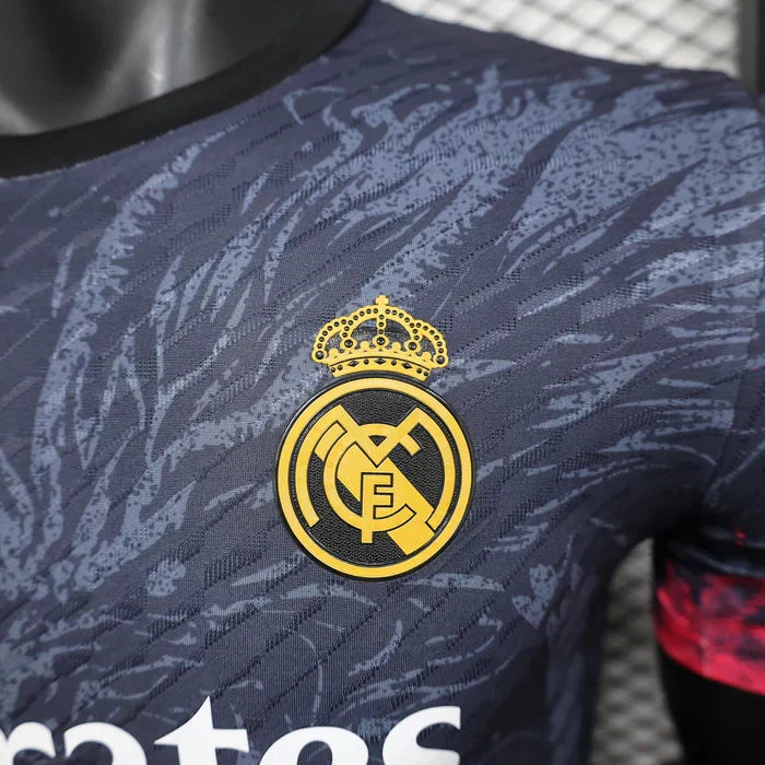Real Madrid Dragón Escarlata Limited Jersey