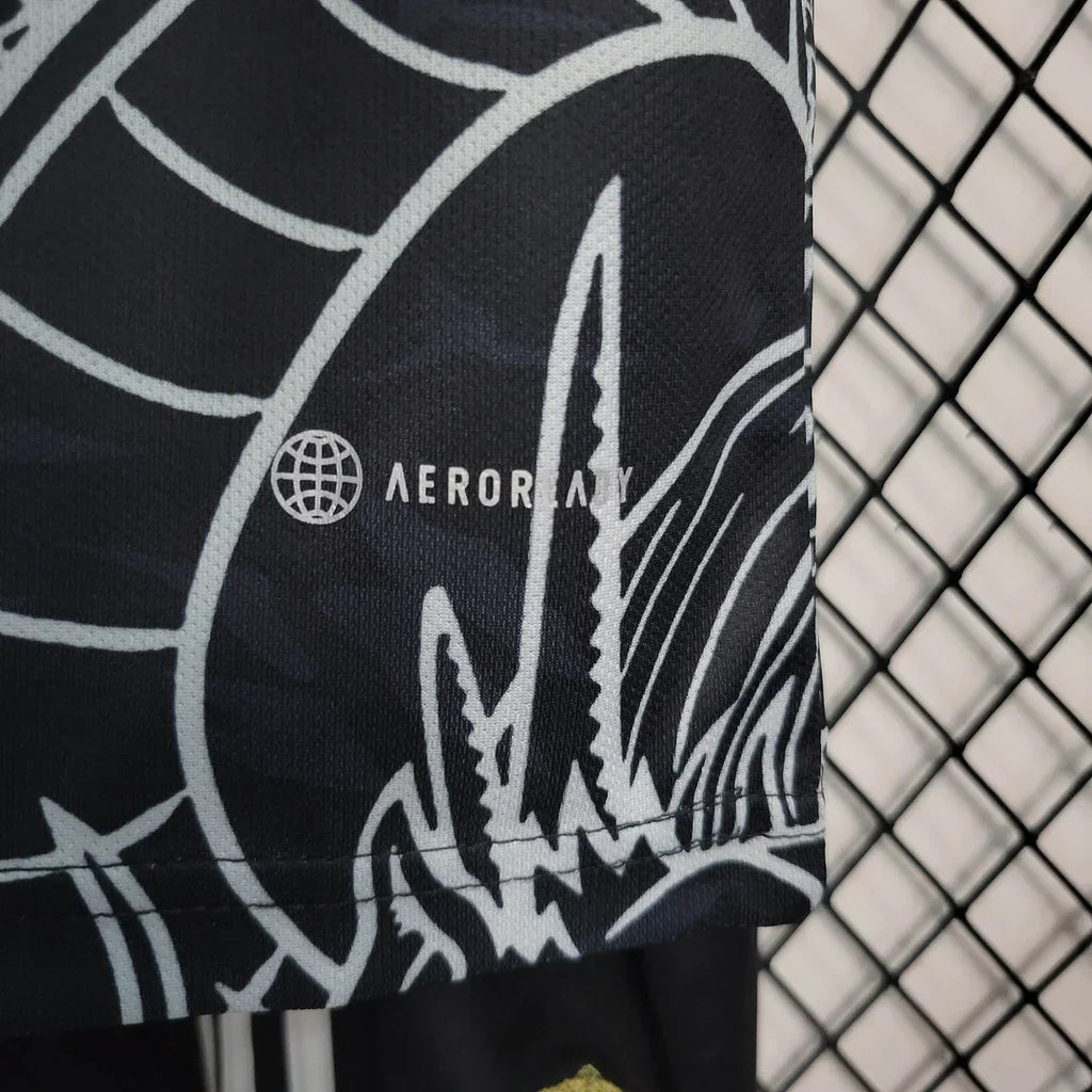Real Madrid Dragón Negro Limited Jersey Kids Size