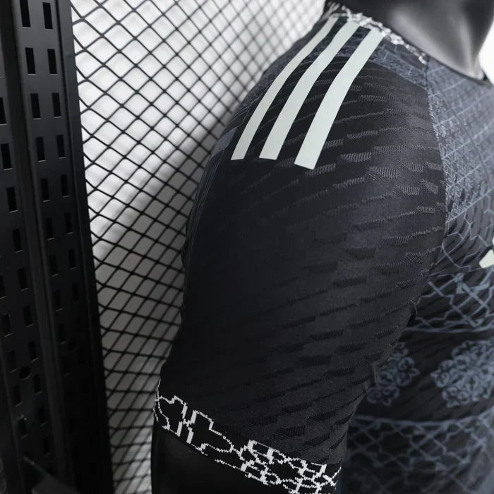 Real Madrid Mosaic Heritage Black Edition Limited Jersey